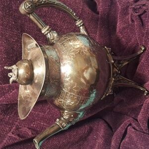 Antique Silver Plated Victorian Lovely Tea Pot